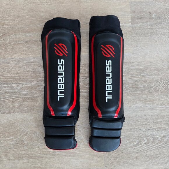 Sanabul Essential Hybrid Sleeve Kickboxing Shin Guards for MMA Shin Guards Muay - Picture 10 of 11